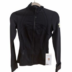 lululemon athletica Black Women's Athletic Jacket with Back Vent Detail